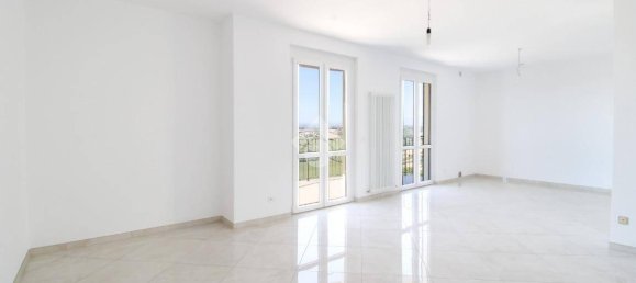 2 chambres Appartement à Porto Sant'Elpidio, Italy No. 299696 10