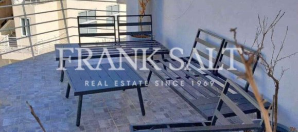 3 bedrooms Penthouse in Sliema, Malta No. 4164 6