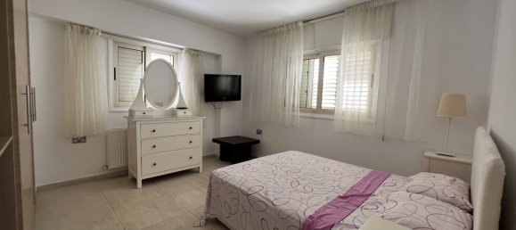 Вилла с 4 спальнями в Пернера, Аммохостос, Кипр № 26608 18