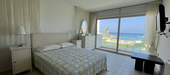 Вилла с 4 спальнями в Пернера, Аммохостос, Кипр № 26608 17