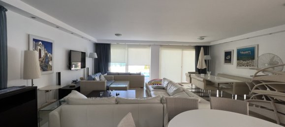 Вилла с 4 спальнями в Пернера, Аммохостос, Кипр № 26608 5