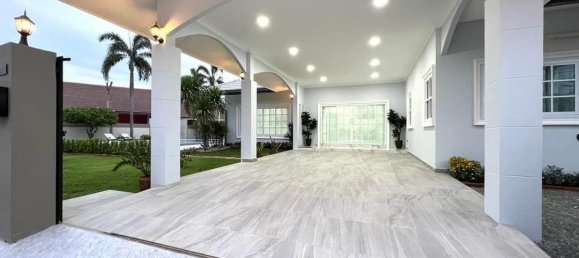 5 غرف نوم مقهى / مطعم في Pattaya, Thailand رقم 5510 29