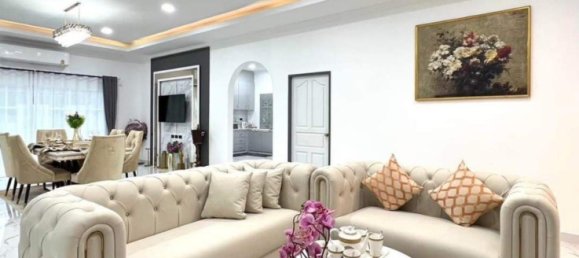 5 غرف نوم مقهى / مطعم في Pattaya, Thailand رقم 5510 8