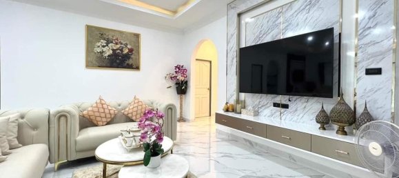 5 غرف نوم مقهى / مطعم في Pattaya, Thailand رقم 5510 6