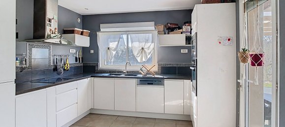 4 Schlafzimmer Haus in Lanester, France, Nr. 193662 2