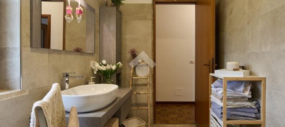 3 bedrooms Villa in Mulazzano, Italy No. 329567 24