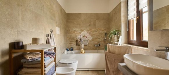 3 bedrooms Villa in Mulazzano, Italy No. 329567 22