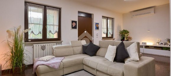 3 bedrooms Villa in Mulazzano, Italy No. 329567 14