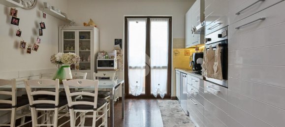 3 bedrooms Villa in Mulazzano, Italy No. 329567 11