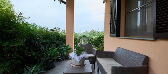 3 bedrooms Villa in Mulazzano, Italy No. 329567 4