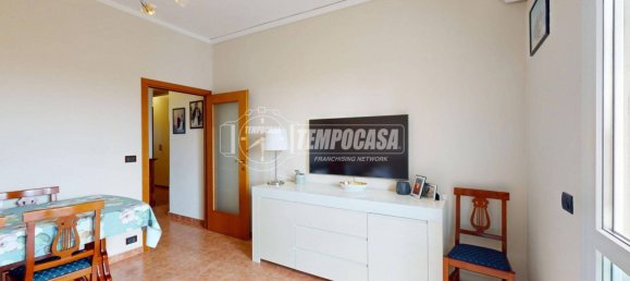 3 rooms Apartment in Carpi, Italy No. 341966 4