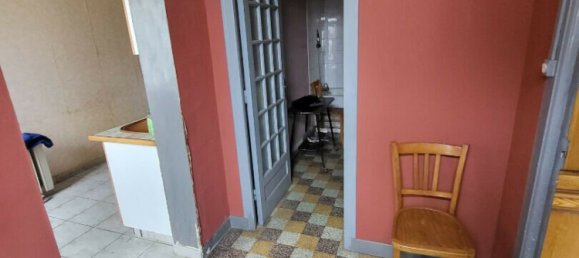 2 bedrooms House in Mayenne, France No. 357621 3