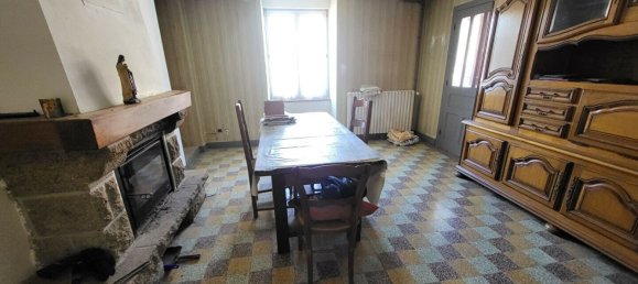 2 bedrooms House in Mayenne, France No. 357621 5