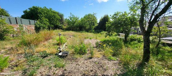 2 bedrooms House in Mayenne, France No. 357621 2