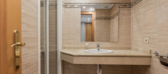 Penthouse T2 em Estepona, Spain N.º 177843 17