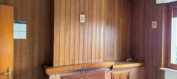 5 rooms Apartment in Santa Vittoria in Matenano, Italy No. 297100 13