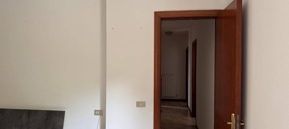 5 rooms Apartment in Santa Vittoria in Matenano, Italy No. 297100 23