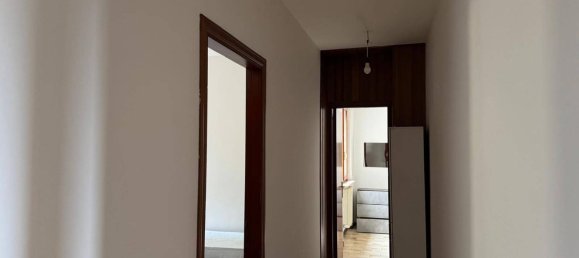5 rooms Apartment in Santa Vittoria in Matenano, Italy No. 297100 33