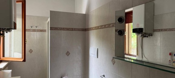 5 rooms Apartment in Santa Vittoria in Matenano, Italy No. 297100 32