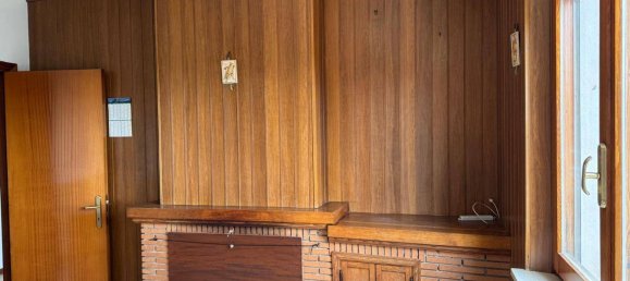 5 rooms Apartment in Santa Vittoria in Matenano, Italy No. 297100 15