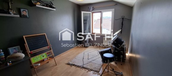 5 bedrooms House in Laon, France No. 349070 8