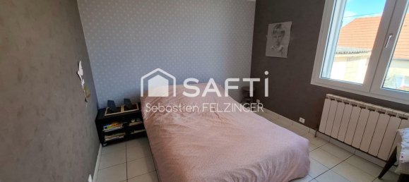 5 bedrooms House in Laon, France No. 349070 7