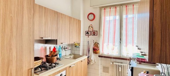 Apartamento de 4 habitaciónes en Brescia, Italy No. 211916 3