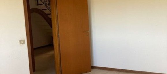 4 rooms Apartment in Siena, Italy No. 179561 10