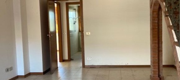 4 rooms Apartment in Siena, Italy No. 179561 9