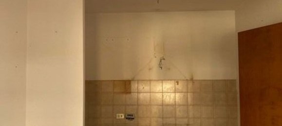 4 rooms Apartment in Siena, Italy No. 179561 6