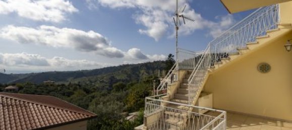 4 bedrooms Villa in Catanzaro, Italy No. 224102 28