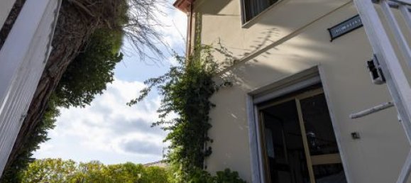 4 bedrooms Villa in Catanzaro, Italy No. 224102 7