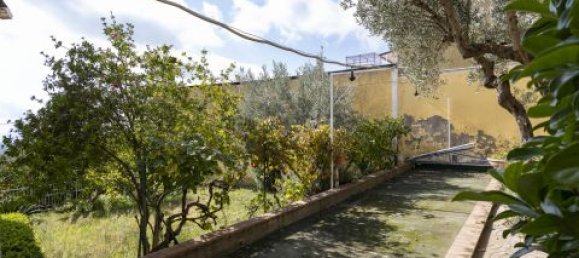4 bedrooms Villa in Catanzaro, Italy No. 224102 5