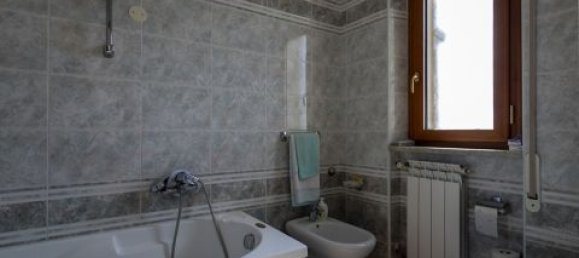 4 bedrooms Villa in Catanzaro, Italy No. 224102 24