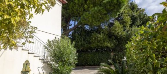 4 bedrooms Villa in Catanzaro, Italy No. 224102 3