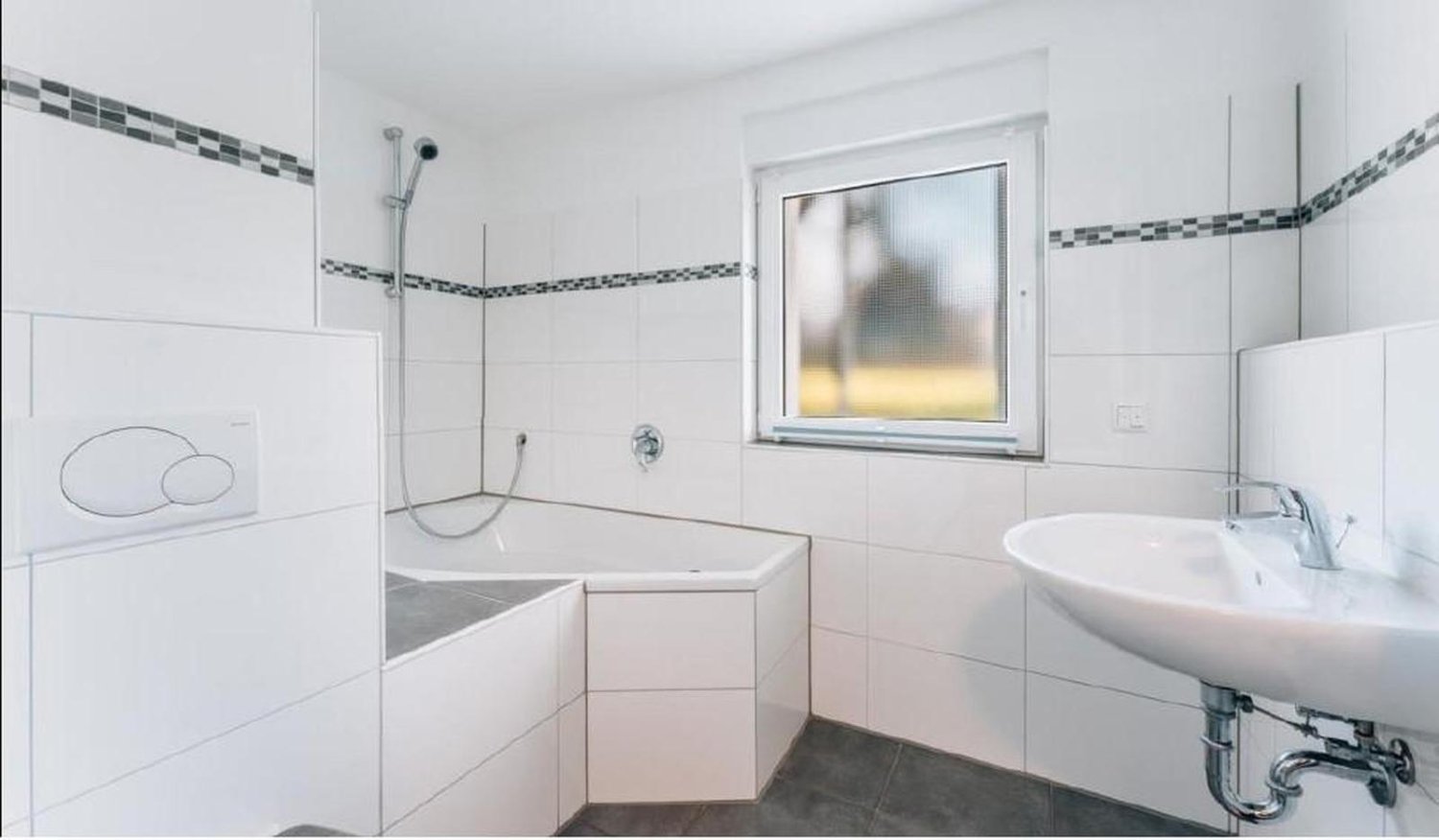 5 bedrooms Townhouse in Bergisch Gladbach, Germany No. 307259