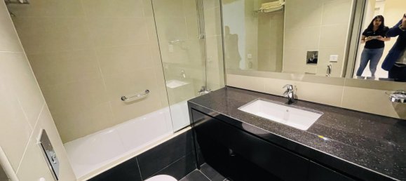 2 bedrooms Apartment in Dubai, UAE No. 24381 6