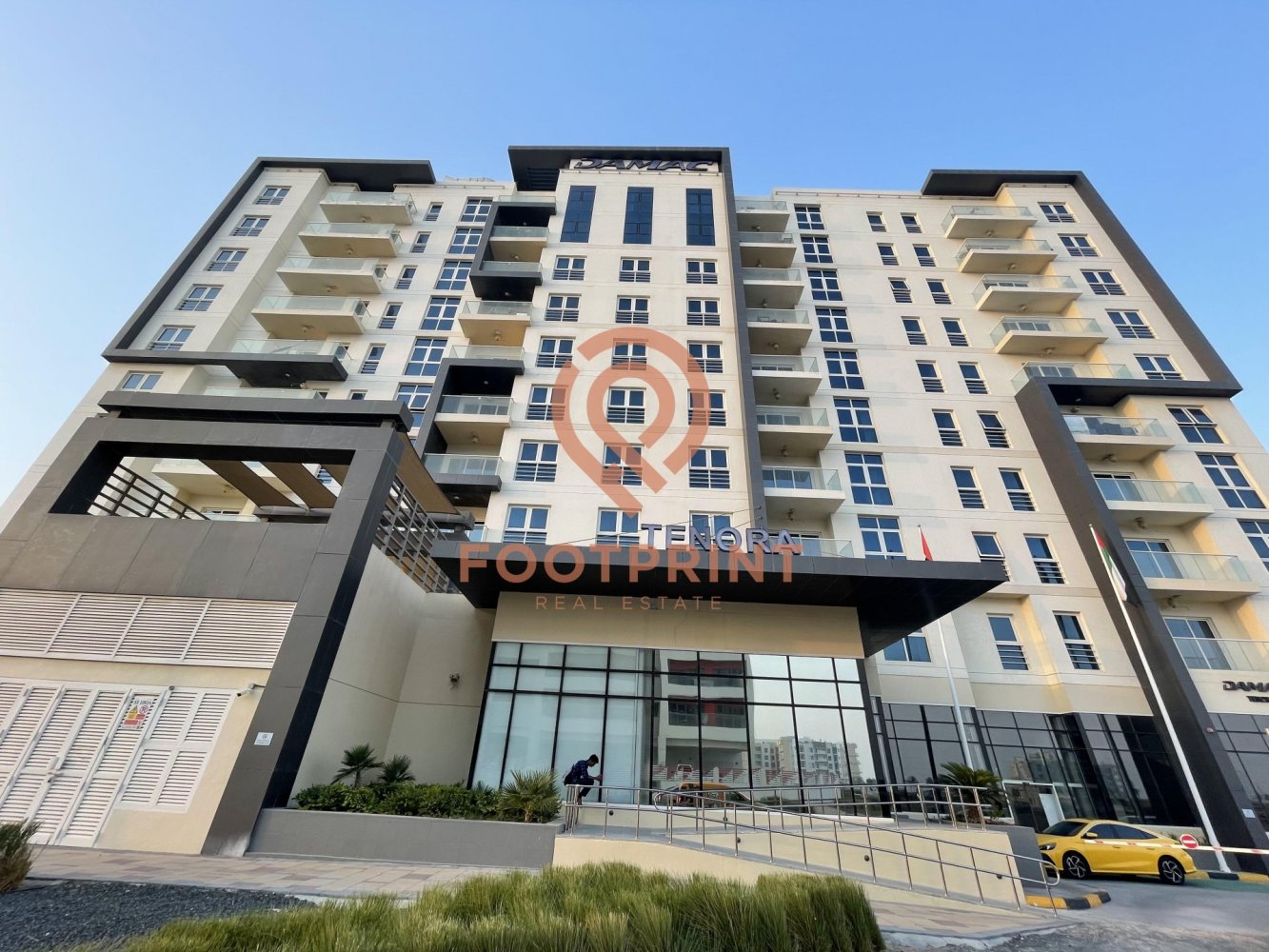 2 bedrooms Apartment in Dubai, UAE No. 24381