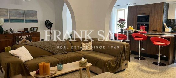 3 bedrooms House in Attard, Malta No. 3232 2