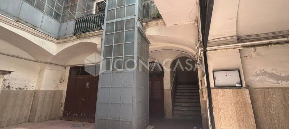 3 rooms Apartment in Naples, Italy No. 266706 16