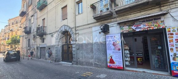 3 rooms Apartment in Naples, Italy No. 266706 8