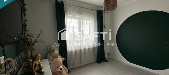4 غرف نوم منزل في Mont-Saint-Martin, France رقم 322248 7