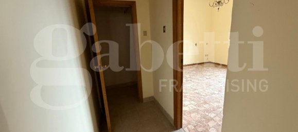 Apartamento de 3 habitaciónes en Catanzaro, Italy No. 81813 11