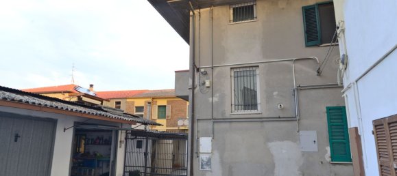 3 bedrooms Penthouse in Pescara, Italy No. 323661 22