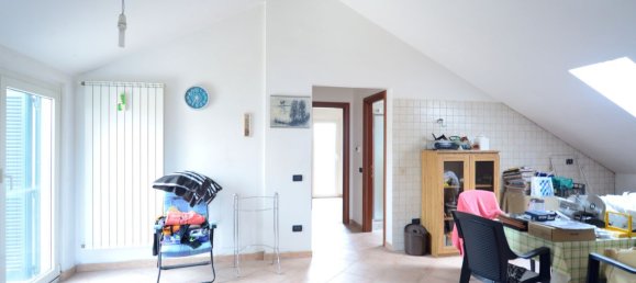 3 bedrooms Penthouse in Pescara, Italy No. 323661 3