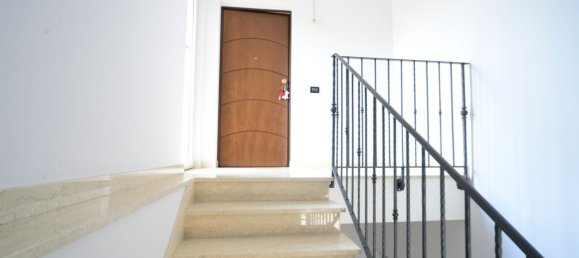 3 bedrooms Penthouse in Pescara, Italy No. 323661 37