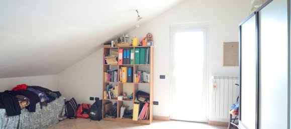 3 bedrooms Penthouse in Pescara, Italy No. 323661 7