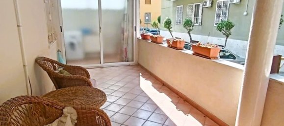 3 bedrooms Apartment in Naples, Italy No. 313998 4