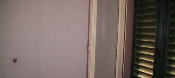 2غرفة شقة في Montevarchi, Italy رقم 232338 2