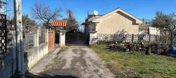 5-salle Maison à San Valentino in Abruzzo Citeriore, Italy No. 217655 5